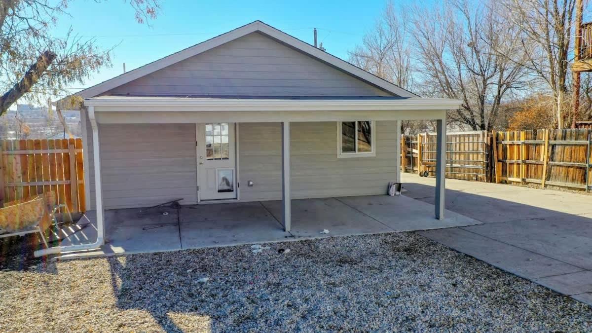 Cozy And Budget Friendly Single Bedroom In The Heart Of Holiday home