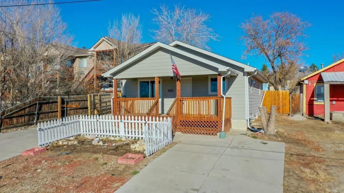Cozy And Budget Friendly Single Bedroom In The Heart Of